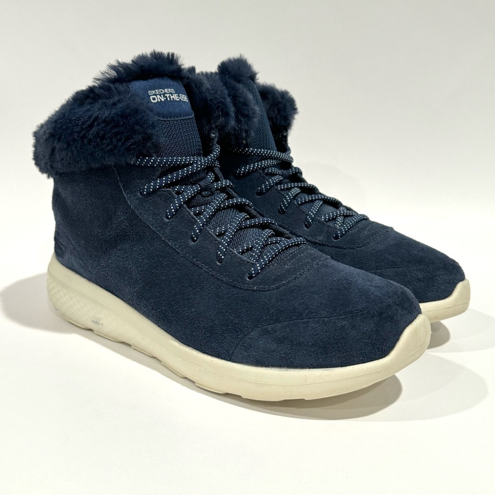 Skechers Womens On-The-Go Leather Fur Trim Round Toe Boots - Size 8